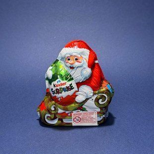 Шоколадний Kinder Surprise Santa із яйцем зеленим 75 г